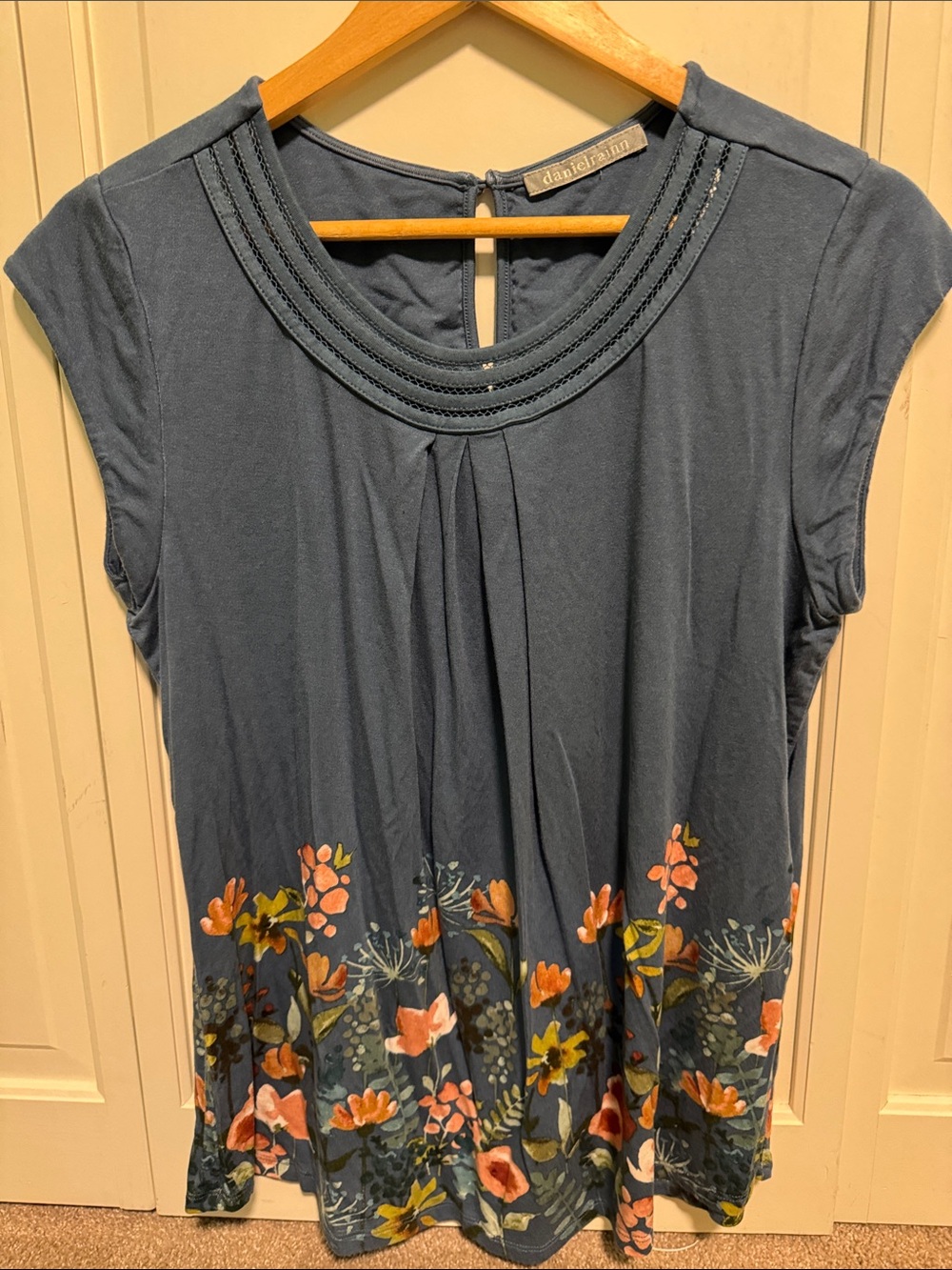 Danielrainn Blue Floral Cap-Sleeve Top